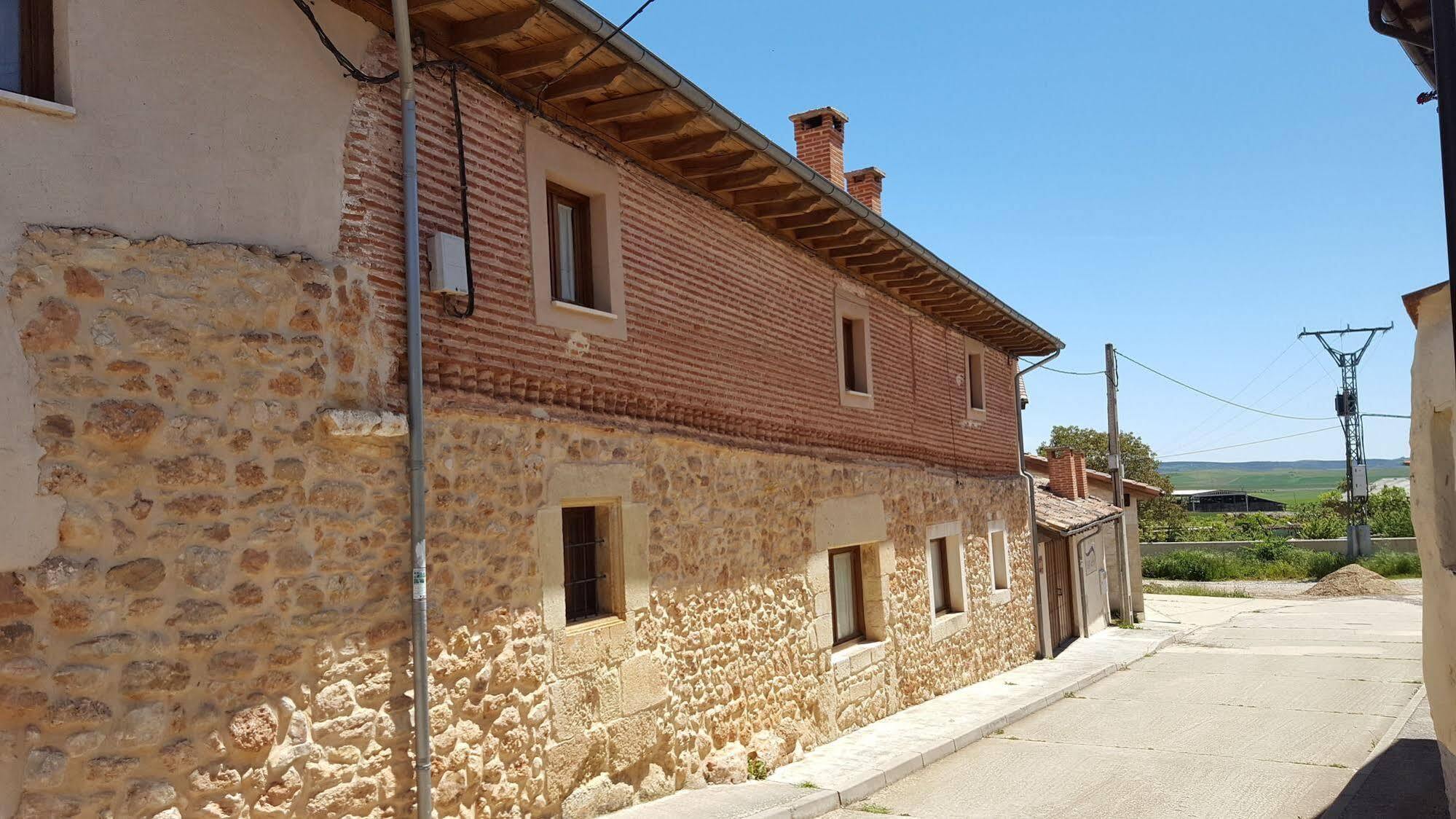 Hotel Rural Fuente Del Val Prádanos de Ojeda Eksteriør billede